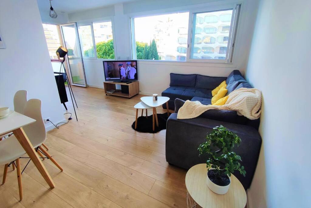 Grand Voile - Hyper Centre, Climatisation, Vue Panoramique Sur L'Architecture De La Grande Motte Apartment Exterior photo